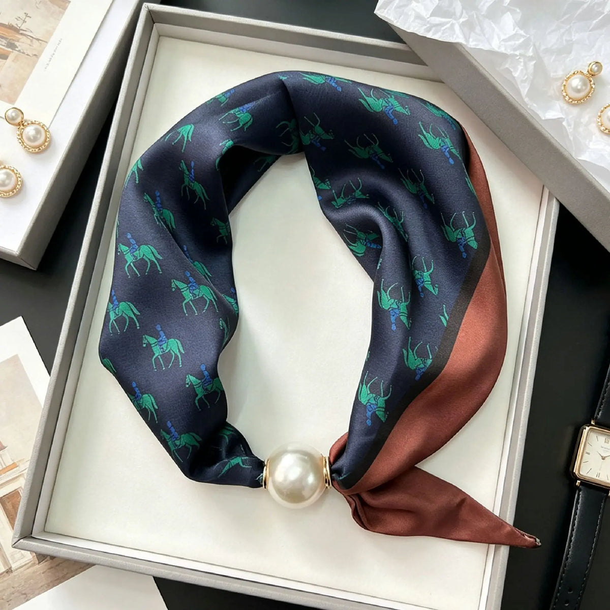 Luxury Knight Pearl Magnetic Scarf Women Summer Versatile Breathable Neckerchief Fashion Artistic Accessory Neck Wrap Scarves