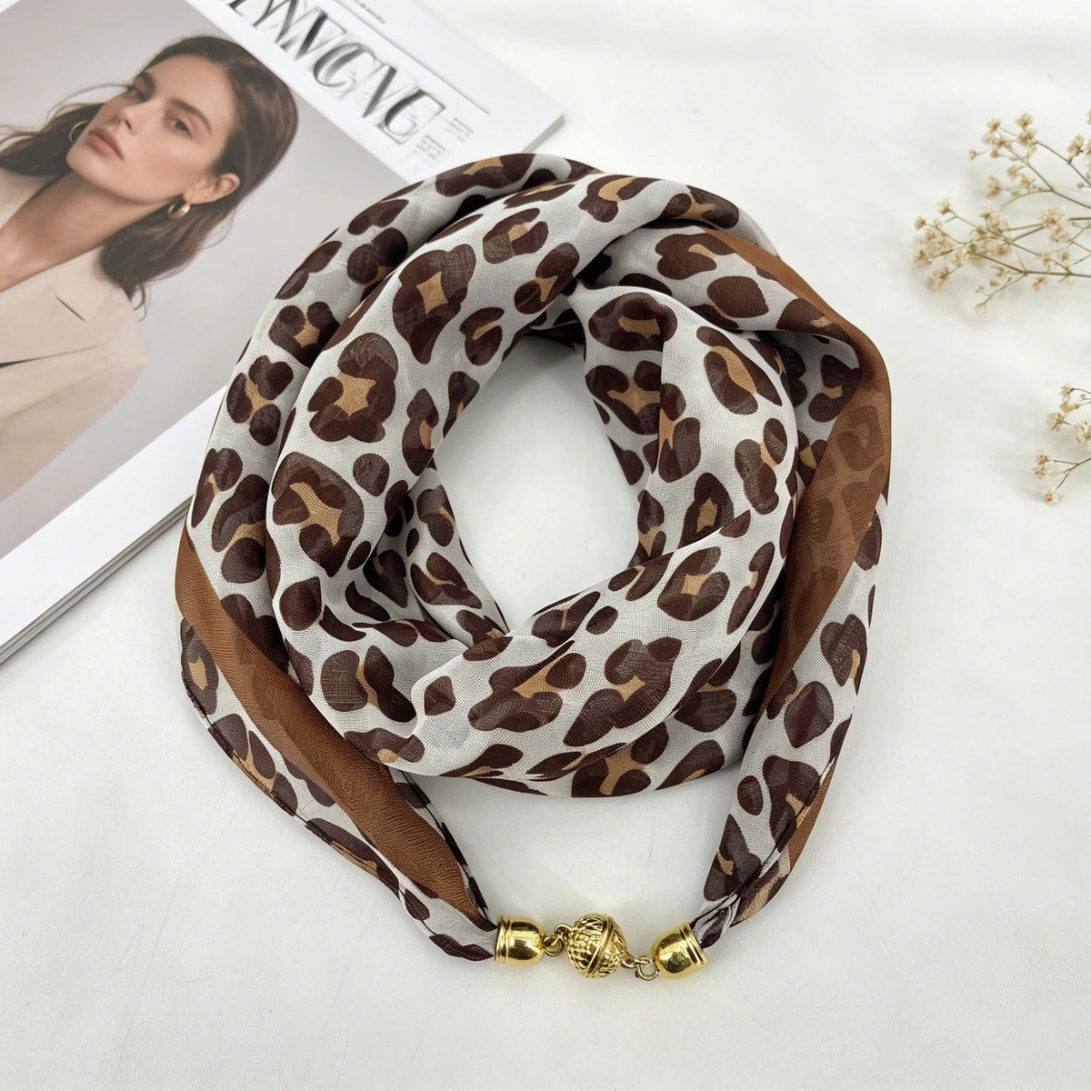 Leopard Print Magnetic Buckle Scarf, 60cm Square Thin Chiffon Neck Scarf, Quick & Easy Wear Fastening Neck Wrap,Decorative Scarf